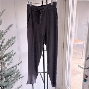 H&M Lounge Pants Straight Leg Higher Waist  Sz M